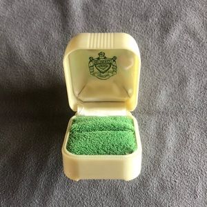 Vintage Ring Presentation Box
